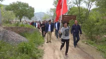 縣文聯開展“到人民中去”文藝扶貧志愿服務活動