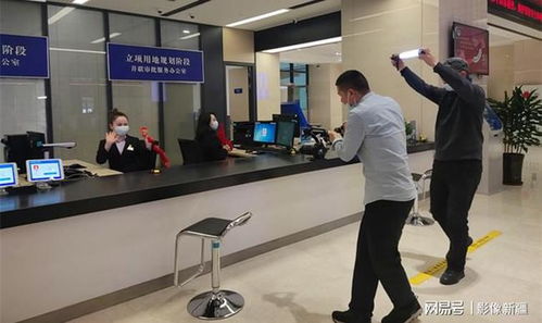 巴郎影業(yè)助力 烏魯木齊市政務(wù)服務(wù)管理局拜年視頻拍攝順利完成