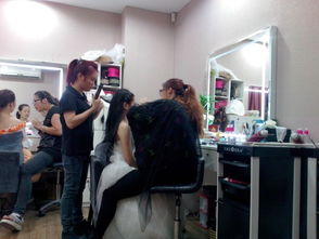 1 攝影前服務(wù)很好,預(yù)約后會有短信,電話等一系列通知與確認,...