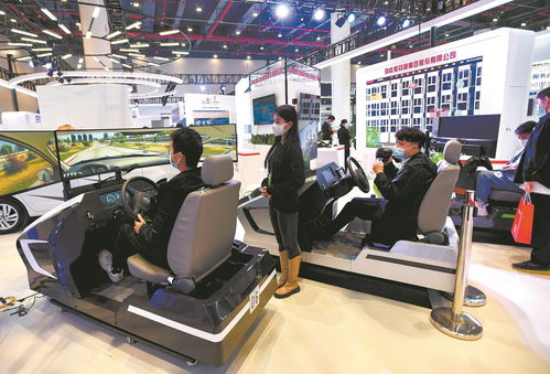 中國5g 工業(yè)互聯(lián)網(wǎng)大會尖板眼不少 能打滾會賣萌 仿生狗很吸睛