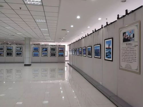 紀念改革開放四十周年書法 攝影精品交流展 在甘井子圖書館開幕,邀你來參觀